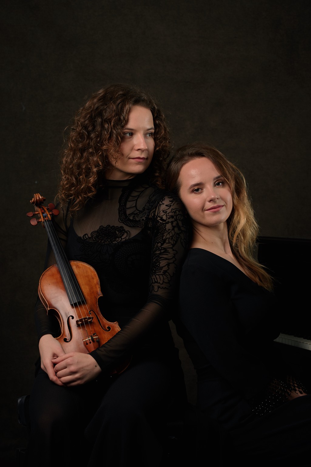 Zaķe Sisters